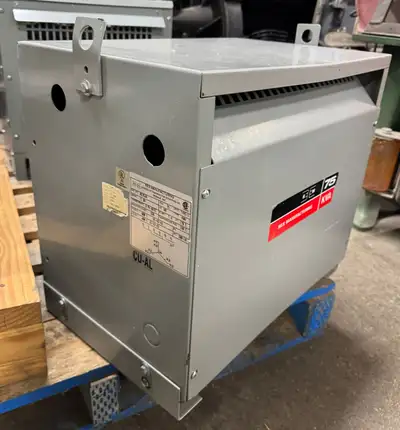 SOLD REX Manufacturing - 75 kVA Transformer, 3-phase auto type 600V to 480V Cat no. RC75JH Copper wi...