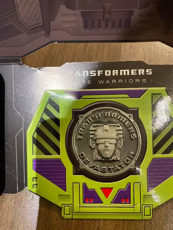 Transformers autobots decepticons coins combiners in Toys & Games in Longueuil / South Shore - Image 3