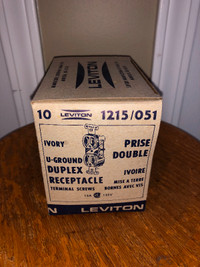 New Box of 10 Ivory U-Ground Duplex Receptacles 15A/125V