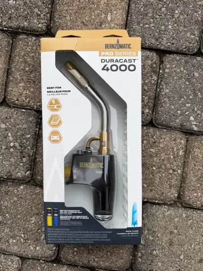 Selling brand new sealed Berzomatic TS4000 torch. New is $80 from Canadian tire. Selling for $65 fla...