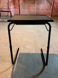 Adjustable TV table tray