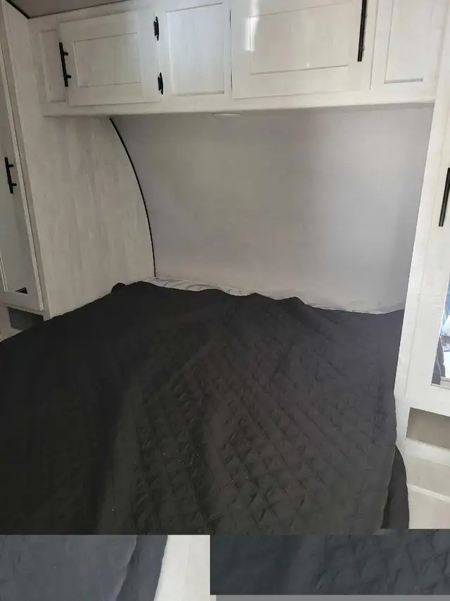 camper. trailer in Travel Trailers & Campers in Kingston - Image 7