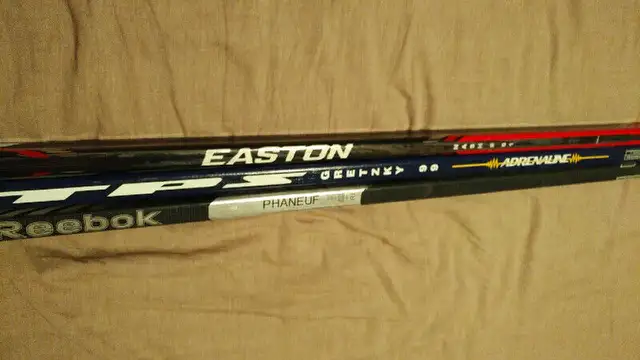 Leafs Game Used Hockey Stick Phaneuf  or NFL Football Signed in Arts & Collectibles in City of Toronto - Image 2