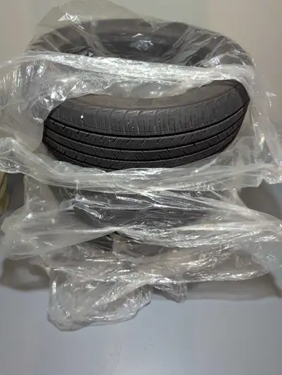 215 55 17 Kumho summer tires They came on Kia seltos 2023. Still have at least 2-3 seasons. We store...