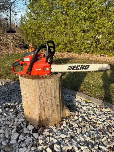 Echo CS-400 chain saw like new , View more