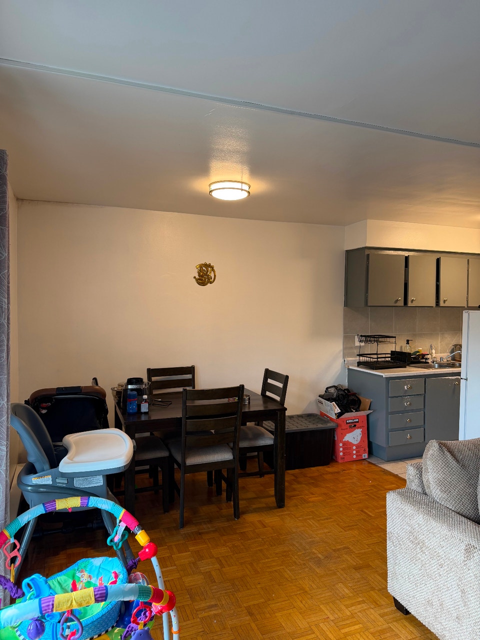 2 bedroom Apartment - available from October 1 3