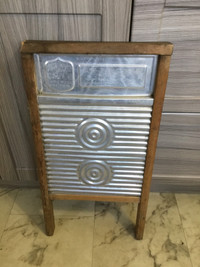 Vintage “Magic Circle” Hand-E-Washboard $100