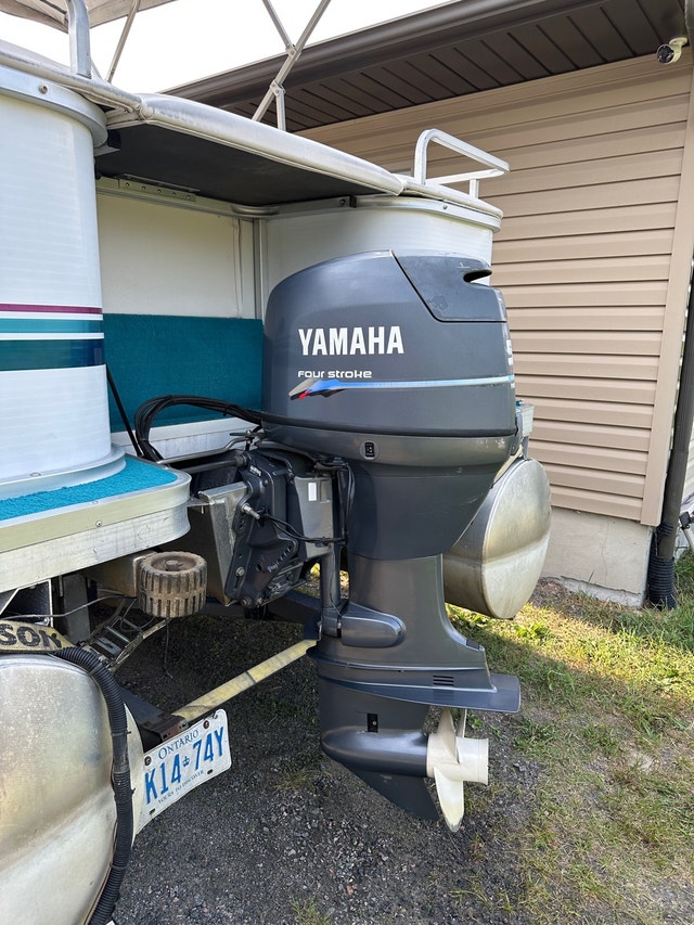 1998 20’ Pontoon Boat Powerboats & Motorboats Sudbury Kijiji