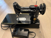 Singer 222K Sewing Machine 