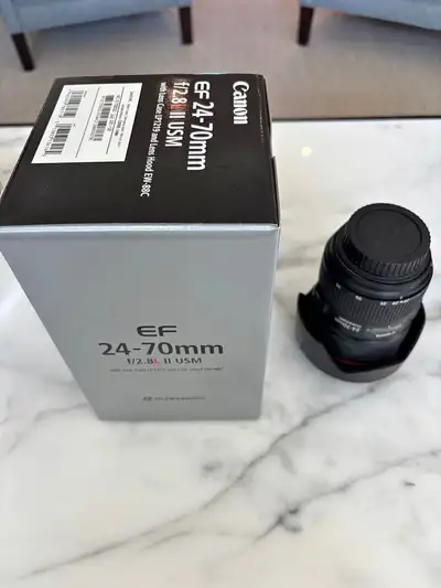 Canon EF 24-70mm f2.8 L II USM, View more