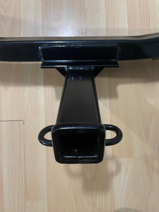 Receiver hitch u-haul  2  inches Rouge 2018 in Other in Mississauga / Peel Region - Image 2