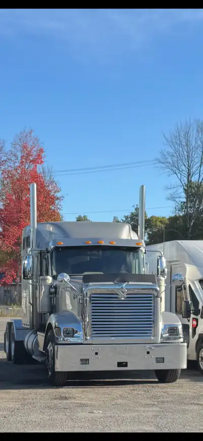 2006 international 9900 Was a one owner truck until I bought it last year Cummins isx 13 speed 244”...