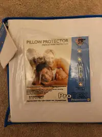 Waterproof pillow protector 