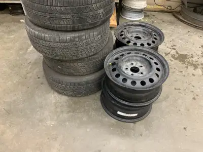 205 55 R16 all season tires 114.3 x 5 bolt pattern will be sold mounted