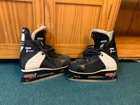 Skates - Mens 8 1/2