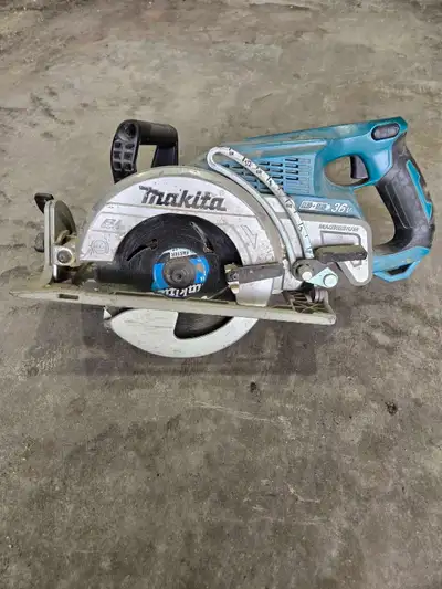36volt 7-1/4" Makita saw. Hardly used. Got out of construction. Electric brake. Depth and tilt.