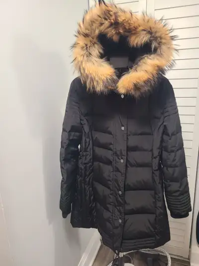 Ladies Parka size XL, View more