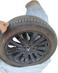 Mitsubishi Toyo A24A-2255/55R18 97H all seasons tires on rims