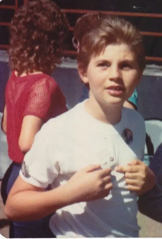 ISO: son of RYAN MALICK Edmonton & HOLLY north alta. DOB: 199064639728921219121