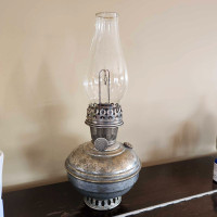 Vintage Aladin Oil Lamp