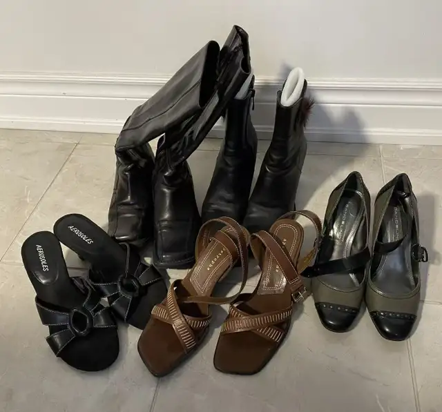 5 pairs of shoes size 5-7 in Women's - Shoes in Mississauga / Peel Region - Image 11