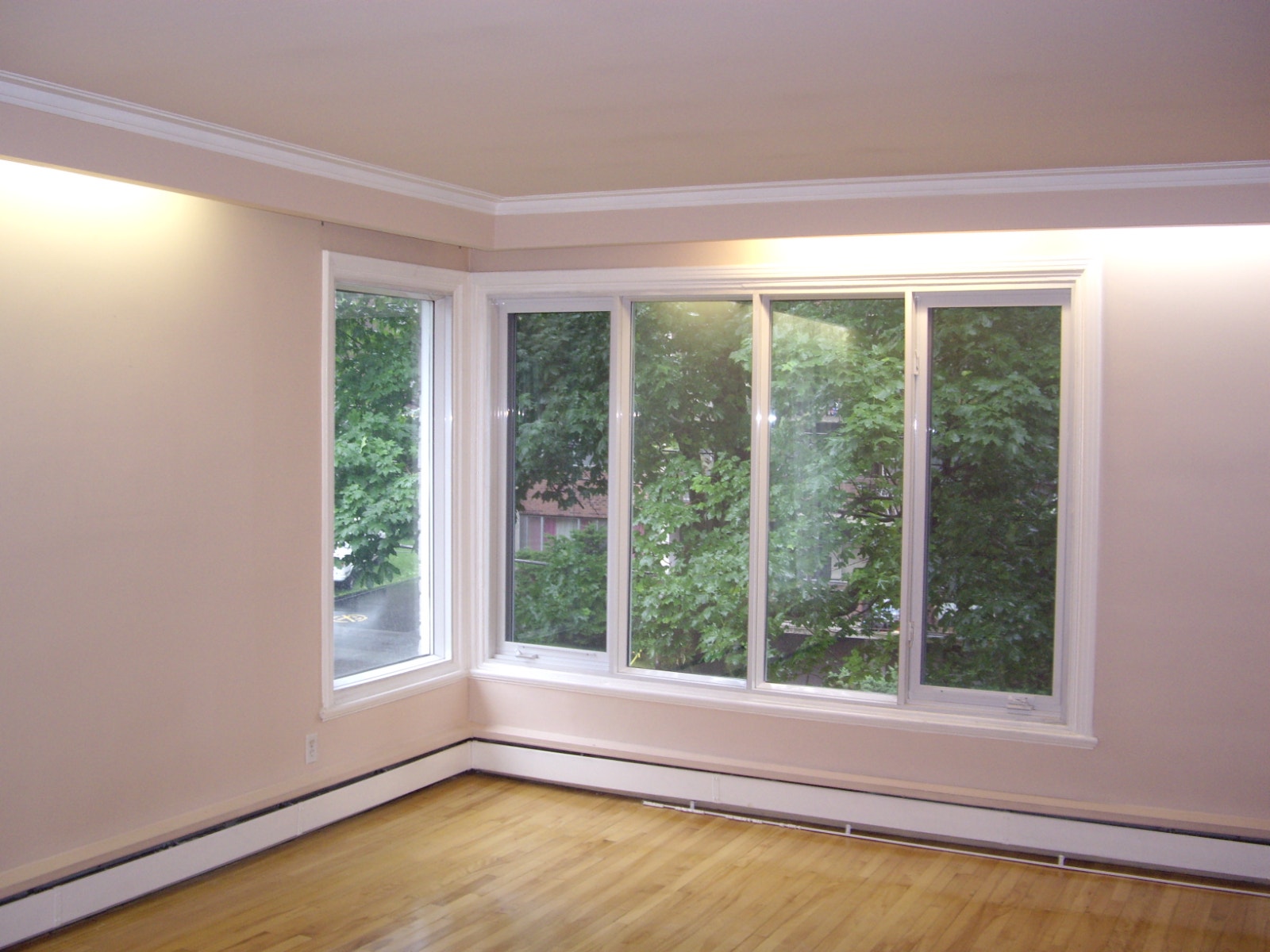CDN/Outremont Duplex Haut 4BR/4CAC Garage Chauffage Eau chaude — photo 1