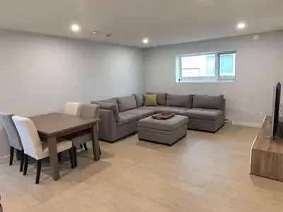 Willoughby - 2 Bedroom Suit for Rent