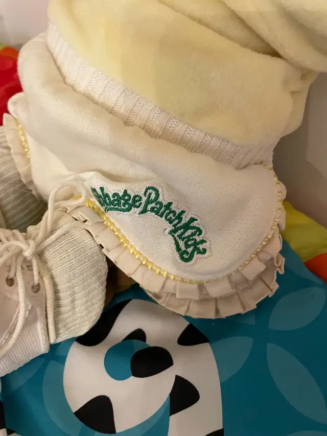 Cabbage Patch Kid Doll in Toys & Games in Oshawa / Durham Region - Image 4