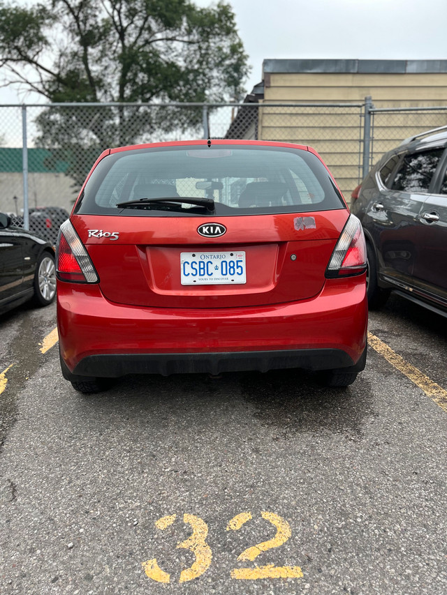 Selling 2010 Kia Rio 5 Hatchback in Cars & Trucks in Mississauga / Peel Region - Image 2