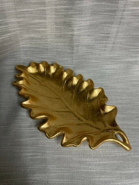 Halloween Autumn Ceramic Large Gold Coloured Leaf Shaped Dish in Arts & Collectibles in Oshawa / Durham Region