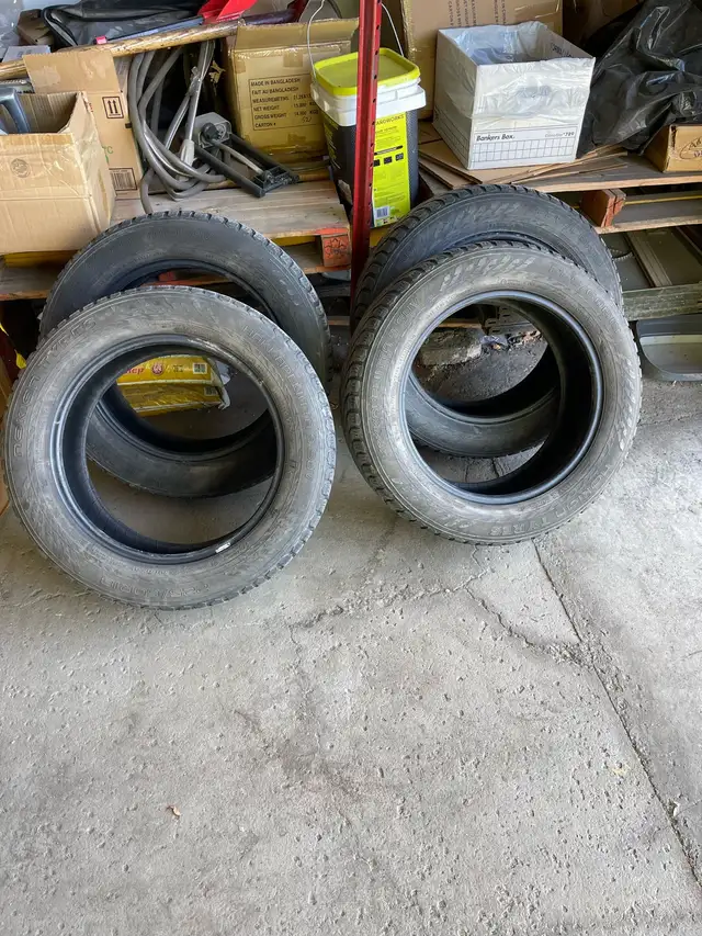 pneus d’hiver nokian 225/60R18 in Tires & Rims in City of Montréal - Image 8