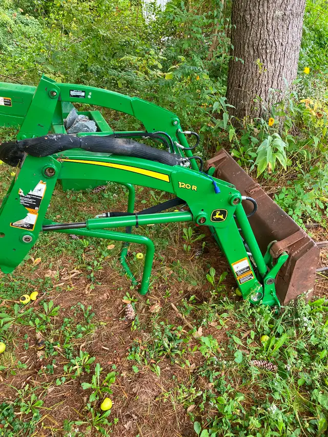 John Deere 1023 Compact Tractor | Farming Equipment | City of Halifax ...