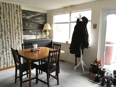 McMaster Students-All Inclusive 2 Bedroom Apartment
