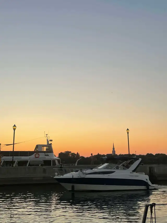 Boat Excursion with Captain494957925572945920