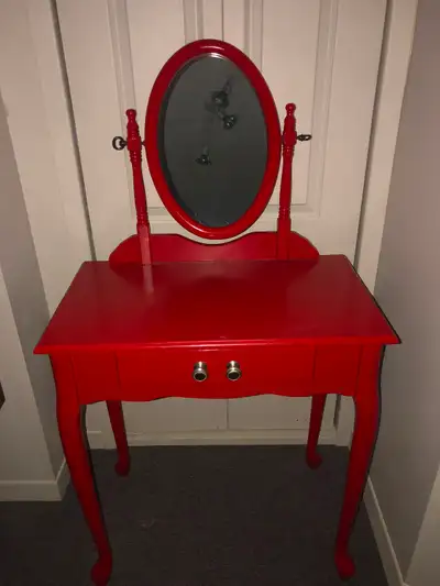 Meuble en bois peint rouge avec miroir 24L x 16P x 51 hauteur ( avec miroir)