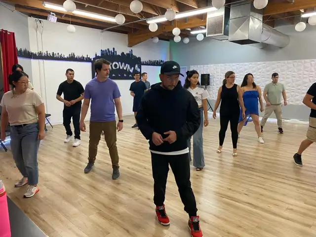 LATIN DANCE PROGRAM FOR BEGINNERS548411204384204804