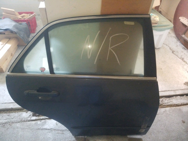 Honda Accord sedan rear right door dk blue leather pwr 2003-2007 in Auto Body Parts in Strathcona County