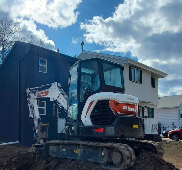 Bobcat E50 long arm in Heavy Equipment in Prince George