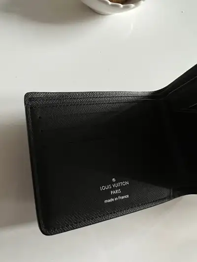 Portefeuille Louis Vuitton / Wallet, View more
