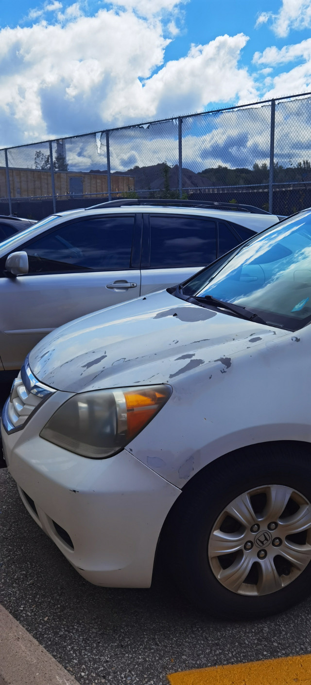 Used 2009 Honda Odyssey. Runs, selling as is. in Cars & Trucks in City of Toronto - Image 4