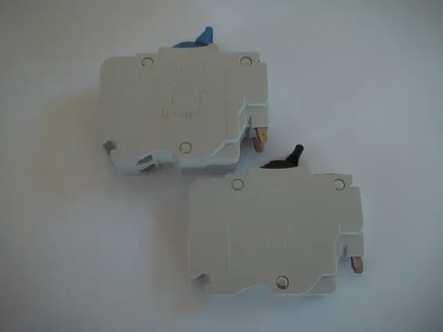 New Stab-Lok  15Amp Double & Single Pole Breakers in Electrical in Summerside - Image 3