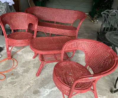 SUNROOM - LAWN FURNITURE -  3 pieces, View more
