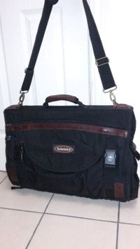 Luggage - Timberland Garment Bag