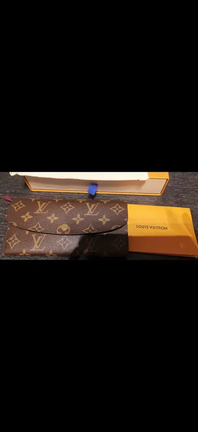 brand new Louis Vuitton Emilie wallet, View more