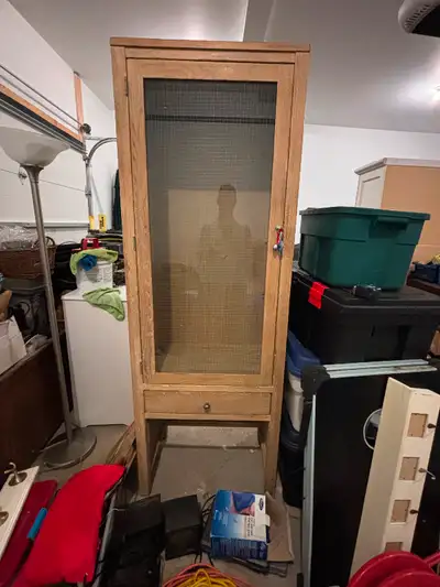 COMMERCIAL GRADE GLASS DISPLAY CASE - NEW PRICE!, View more