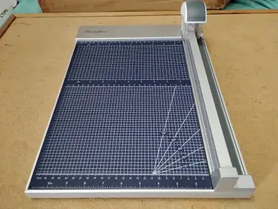 Tranche à lame rotative 12" Swingline ClassicCut 1215P Trimmer, View more