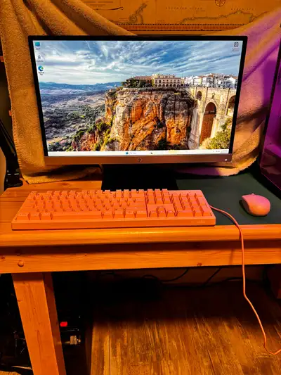 A complete desktop computer with monitor, keyboard, and mouse. Win 11 Asus Prime Z270-A Intel i5 640...