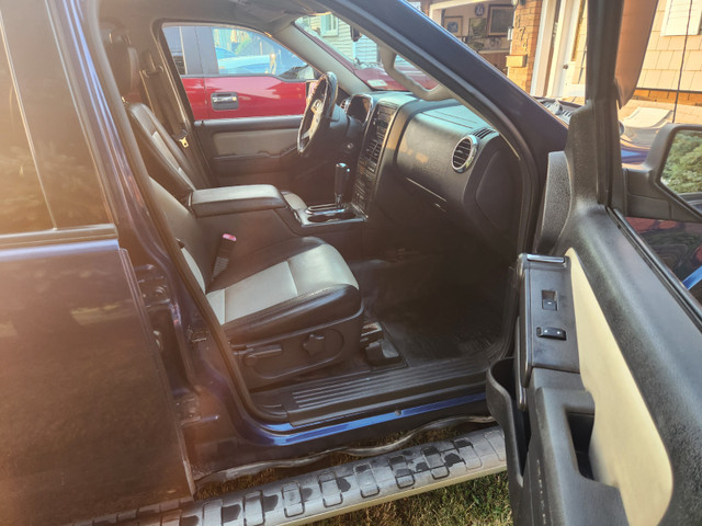 2007 Ford Explorer Sport Trac Limited in Cars & Trucks in Peterborough - Image 4