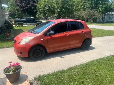 • Manual transmission - great on gas and fun to drive! • 212,000+ km - still runs strong (Toyota rel...
