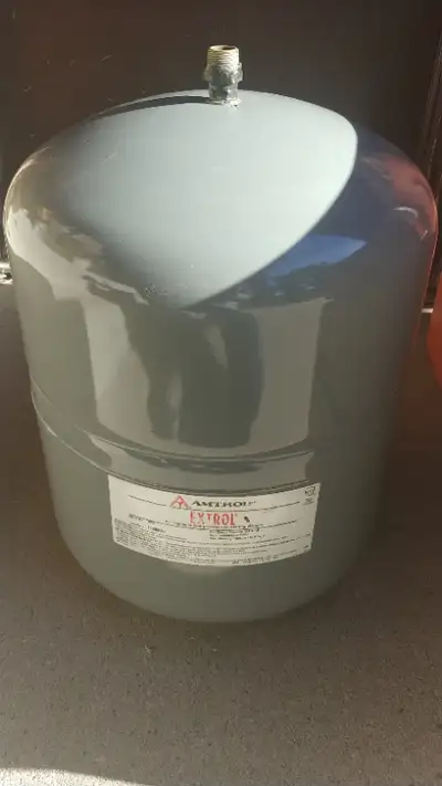 Used Amtrol 90 EXTROL Hydronic Heating 14.0 GAL Expansion Tank